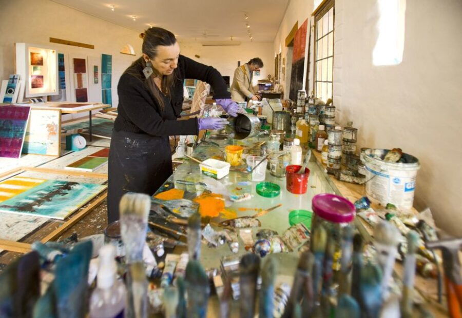 Waiheke Island: Private Art Walk With Lunch
