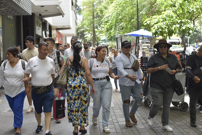 Walking Historical Tour of Medellín, Walking Reality. - Good To Know