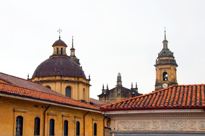 Walking Urban Experience Bogotá Tour. (5 Hrs.)