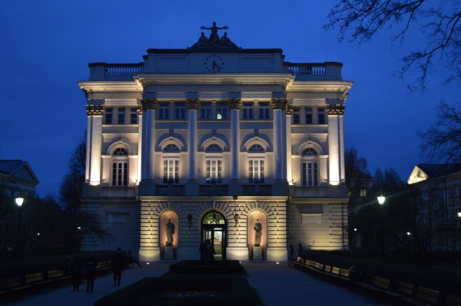 Warsaw: Guided Frederic Chopin Tour With Concert - Good To Know