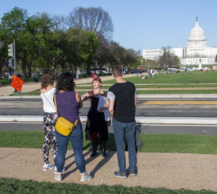 Washington DC: Madams of DC Private Walking Tour