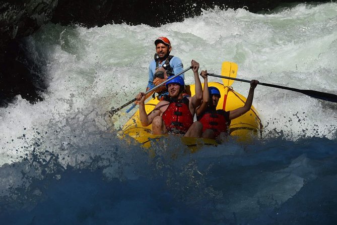 White Water Rafting Upper Naranjo River (Chorro Section, Dec. 15th - May 15th) - Good To Know