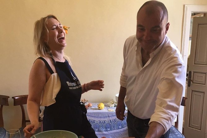 Wine and Extra Virgin Olive Oil Tasting in Lucca, Tuscany