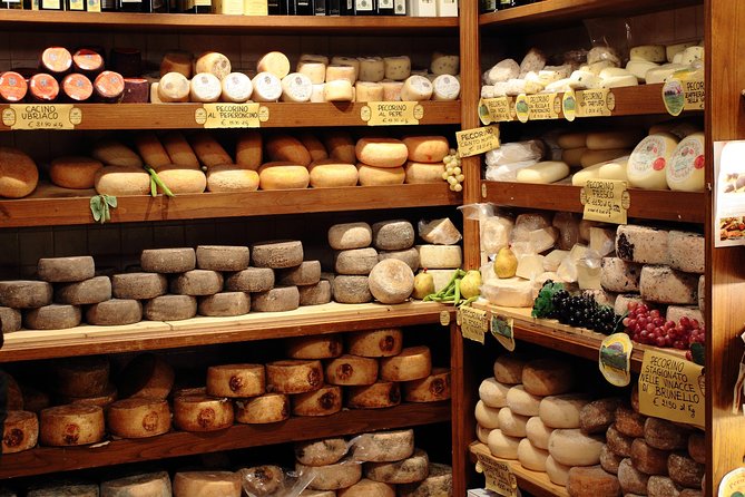 Wine Cheese and EVO Oil Tastings in Tuscany Full-Day From Rome