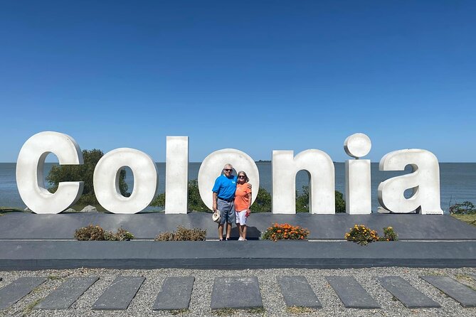 Wine Lovers – Colonia Wine Experience!