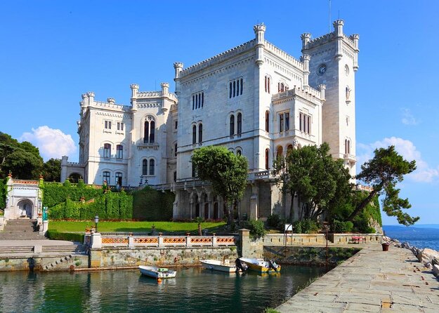 Wine Tasting in the Collio Wine Area, Guided Tour of Trieste and Miramare Castle