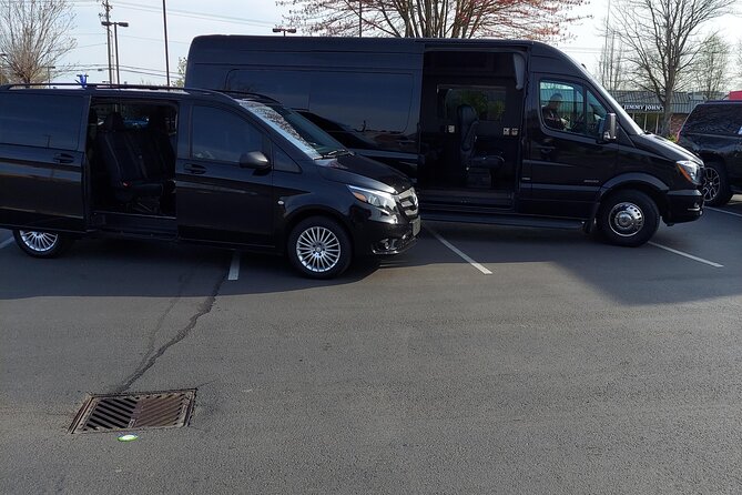 Woodinville Wine Tour by Limousine - Seattle
