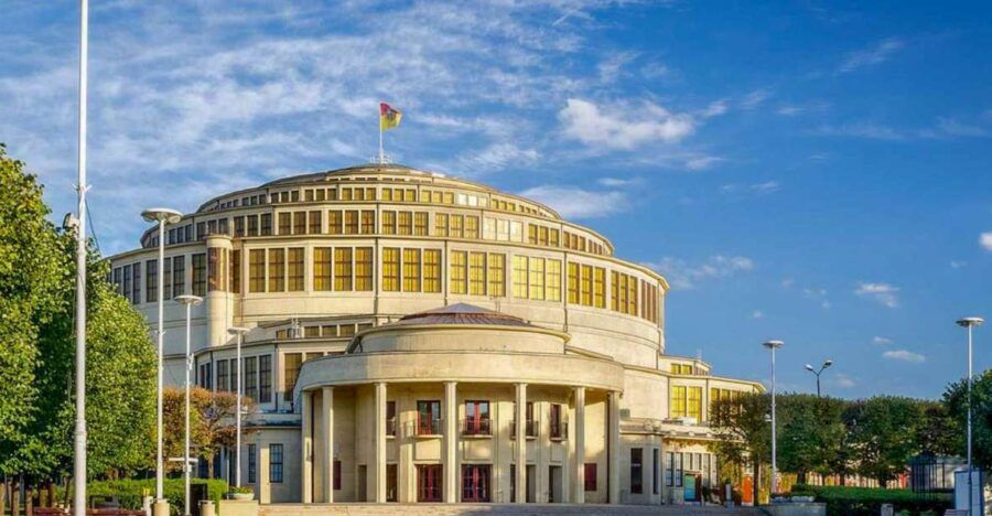 Wrocław: Centennial Hall and Surroundings Private Tour