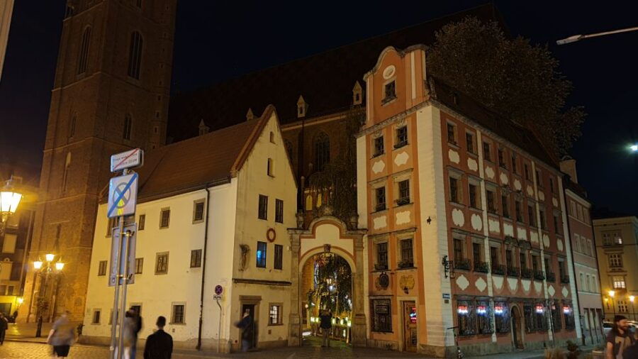 Wroclaw: Guided City Night Tour - Good To Know