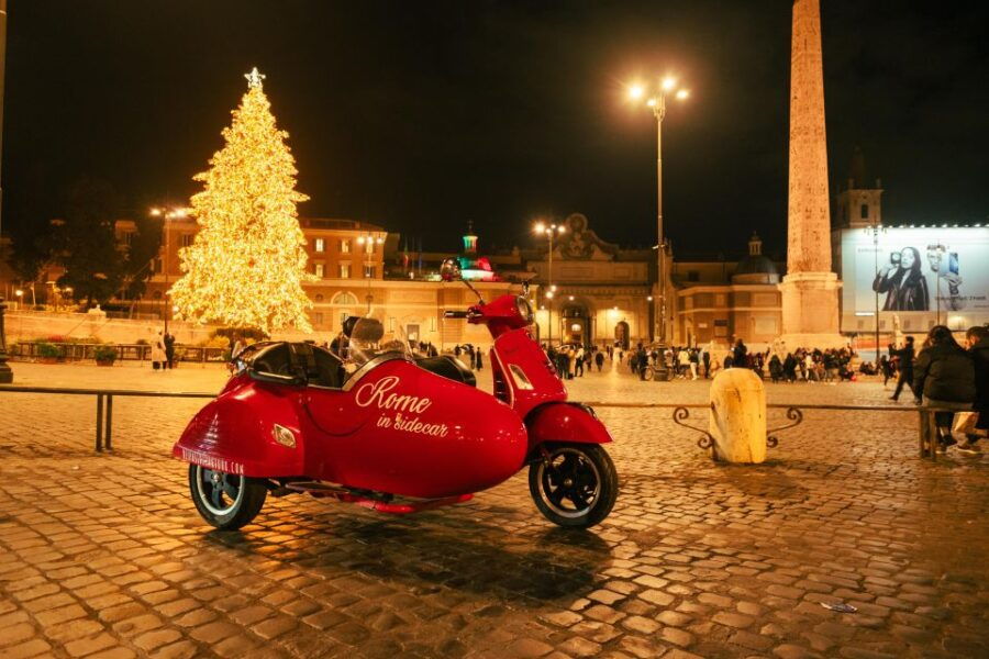 Xmas Lights Panoramic Vespa Sidecar Tour