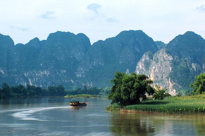 Yangshuo Old Town and Li River Cruise From Guilin - Good To Know