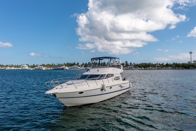 Yatch Day on Miami Waters