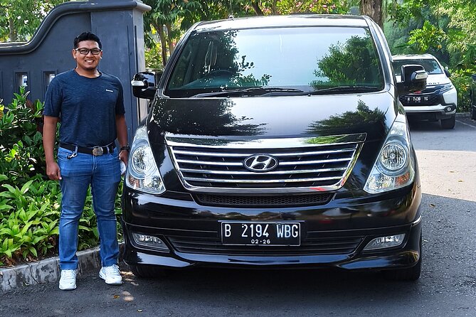 Yogyakarta: Private Driver and Executive Vehicle