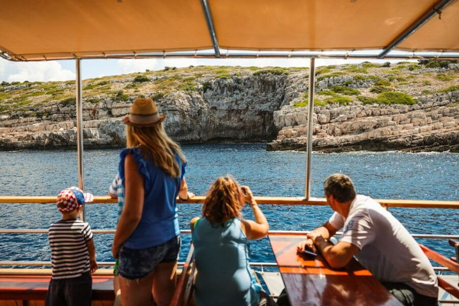 Zadar: Kornati and TelašćIca Full-Day Boat Trip With Lunch
