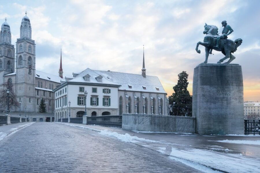 Zurich: First Discovery Walk and Reading Walking Tour