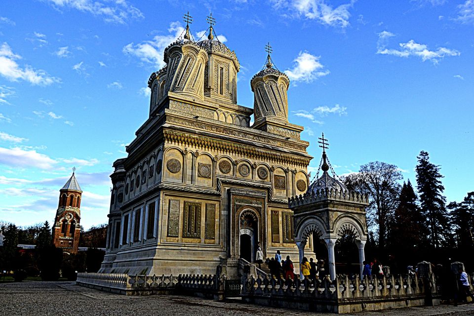 13 Days Private Guided Tour in Romania