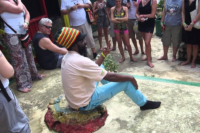 2.5-Hours Nine Miles & Bob Marleys Mausoleum Private Tour - Tour Highlights and Transportation