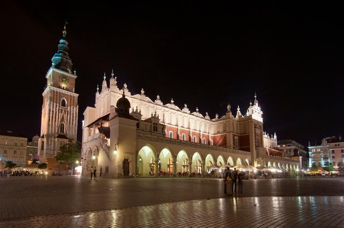 2-Hour City Walking Tour in Creepy Krakow - Tour Overview