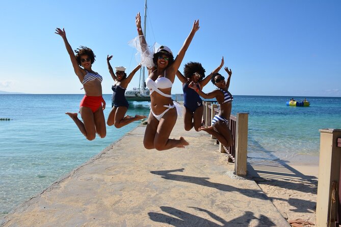 5 Hours Montego Bay Sunset Catamaran - What to Expect on the Catamaran