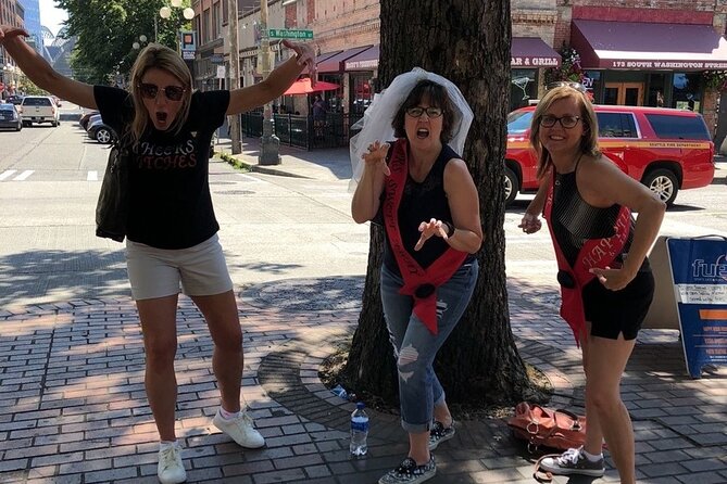 Adventurous Scavenger Hunt in Norfolk by Operation City Quest - Good To Know