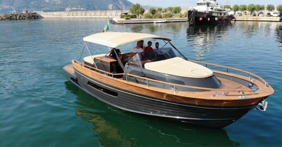All Inclusive 3 Hours Capri Boat Tour With Local Skipper - Good To Know