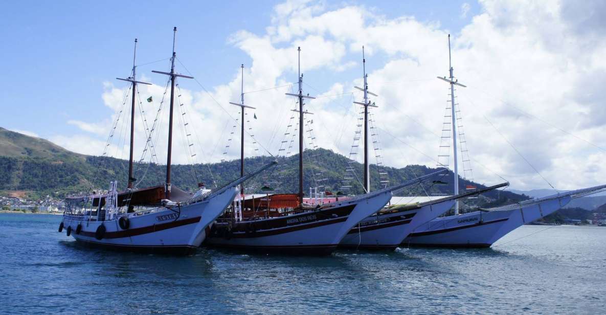 Angra Dos Reis: Boat Tour With Ilha Grande and Lagoa Azul