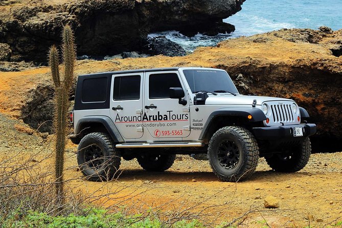 Aruba Private Luxury Jeep Tours With Exciting Attractions and Panoramic Views - Luxury Jeep Features