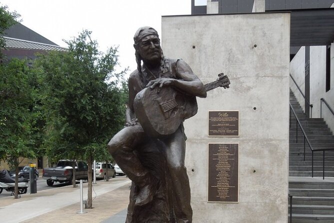 Austin Scavenger Hunt: Birds, Bats, BBQ and Bass - Good To Know