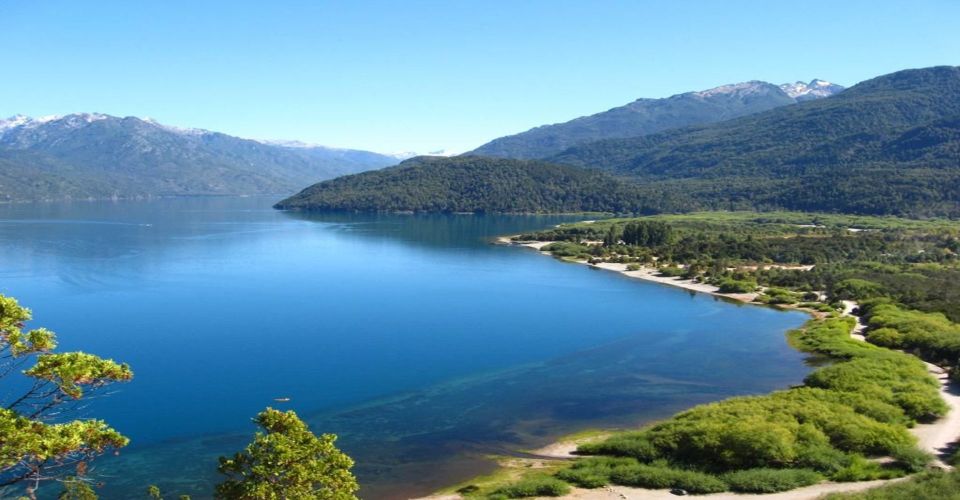 Bariloche: Full-Day El Bolsón and Puelo Lake Tour - Tour Details