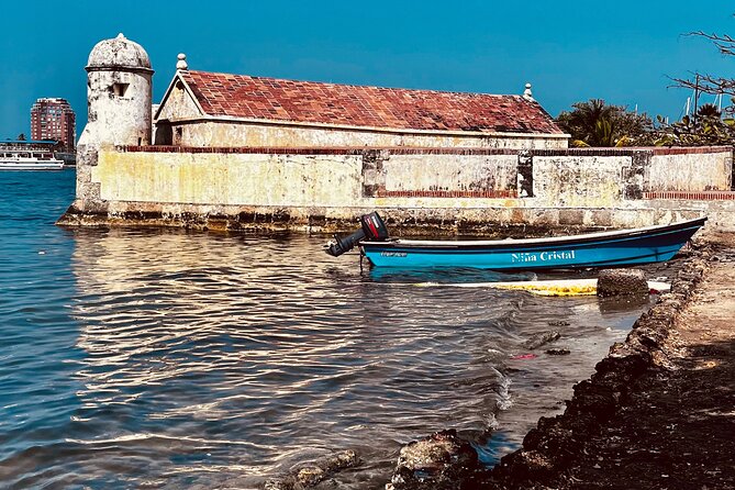 BIKE RIDE Through CARTAGENA BAY And GETSEMANI With BREAKFAST - Tour Overview