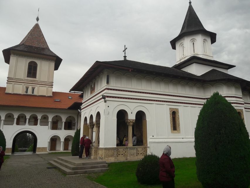 Brasov: Transfagarasan Highway-Balea Lake - Carta Monastery - Activity Details