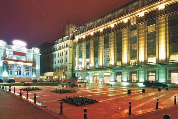 Bucharest by Night: 1.5-Hour Driving Tour - Experience Bucharest at Night