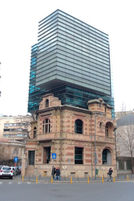 Bucharest's Scars of Communism-Half Day Private Walking Tour - Tour Duration and Flexibility