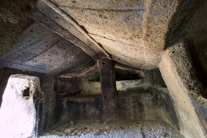 Cagliari: Amazing Bosa and Prehistoric Sardinia