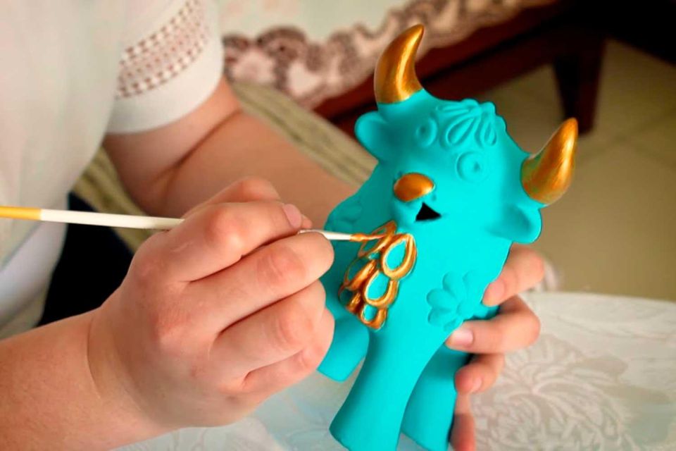 Cusco: Qenqo Eucalyptus Forest Andean Picnic Painting - Activity Details