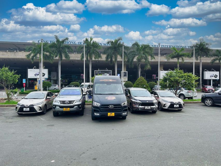 Da Nang Airport : Transfer to Da Nang Center / to Hoi an - Vehicle Choices and Capacities