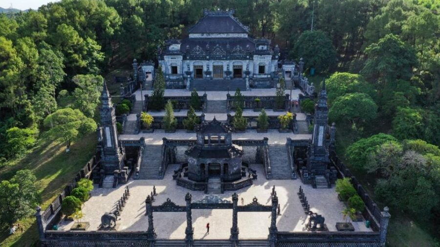 Da Nang: Hue Imperial City & Emperor Tomb & Thien Mu Pagoda