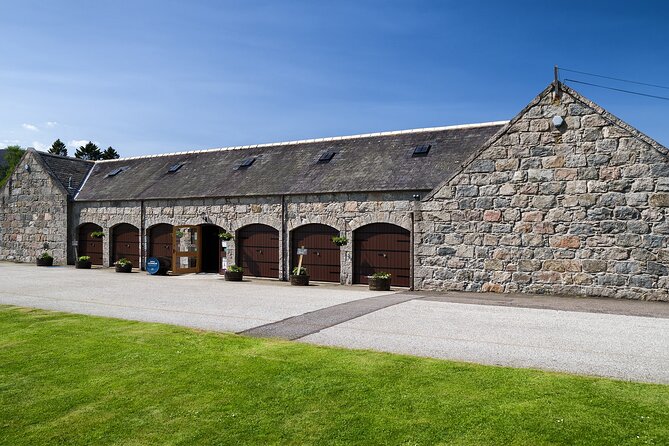 Dunnottar & Deeside Castle & Distillery Private One Day Tour & Photo Workshop - Pricing and Availability