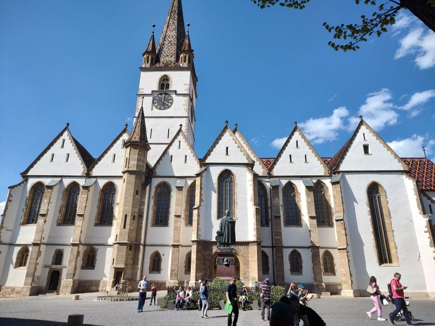 From Brasov: Guided Sighisoara and Sibiu Private Day Trip