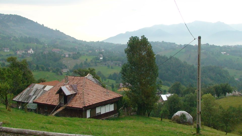 From Brasov: Piatra Craiului National Park & Village Tour - Tour Highlights