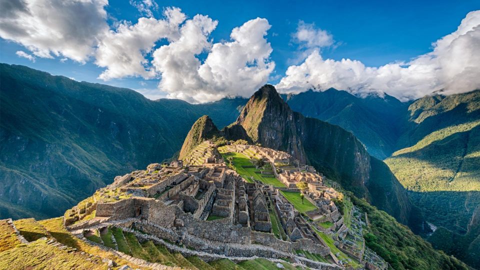 From Cusco: Machu Picchu Magic Raimbow Mountain 3D-2N - Activity Details