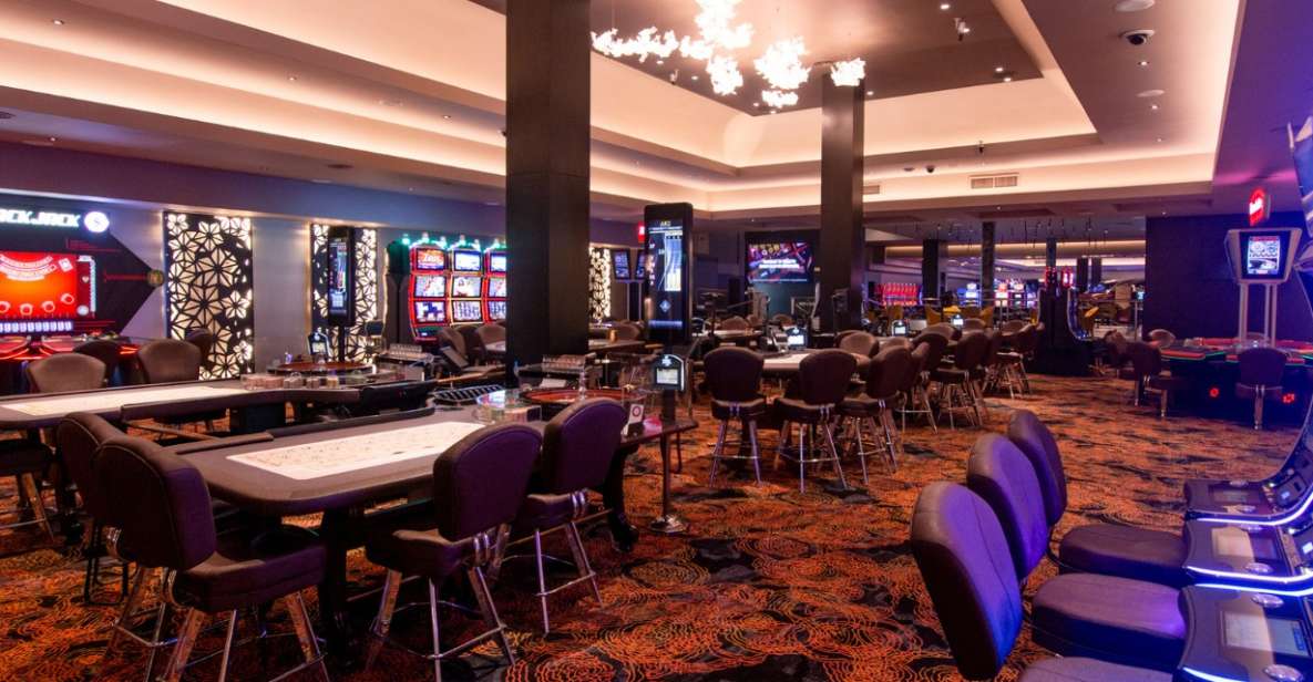 From Foz Do Iguaçu: Transfer to City Center Iguazu Casino - Private Group Reservations Available