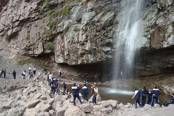 Full Day Embalse Del Yeso Picnic in Andes Mountains From Santiago - Group Size Variations