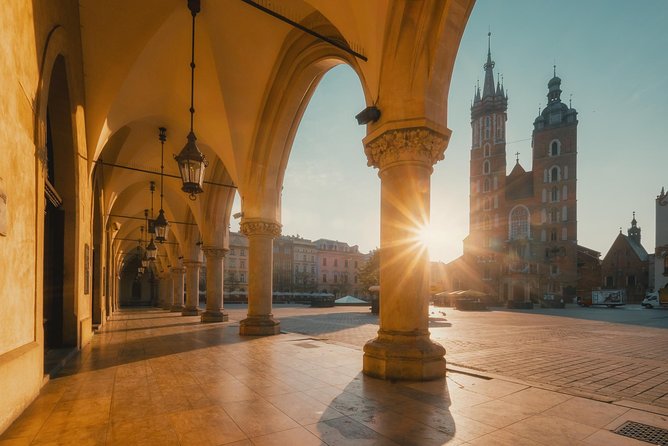 Full-Day Private Walking Tour of Krakow From Wroclaw - Good To Know