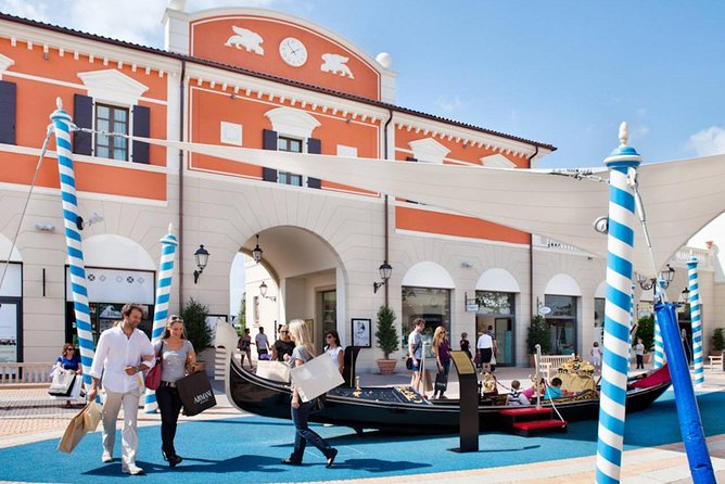 Half Day Venice Cruise Terminal Shore Excursion Outlet Village - Booking Information
