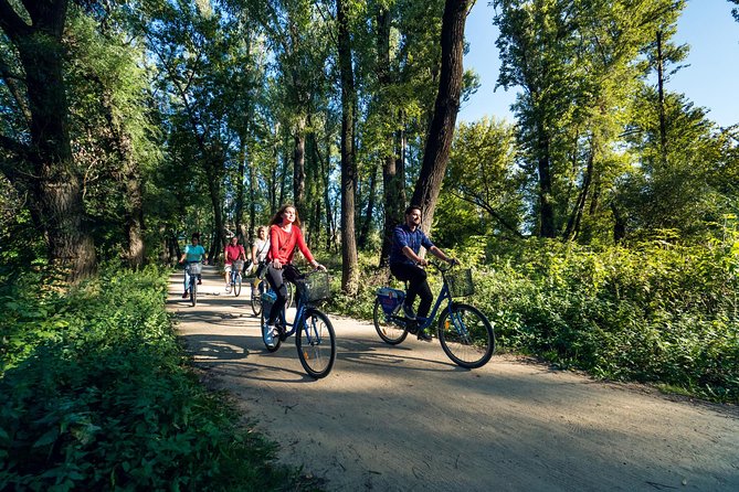 Half-Day Warsaw City Sightseeing Bike Tour for Small Group - Tour Overview