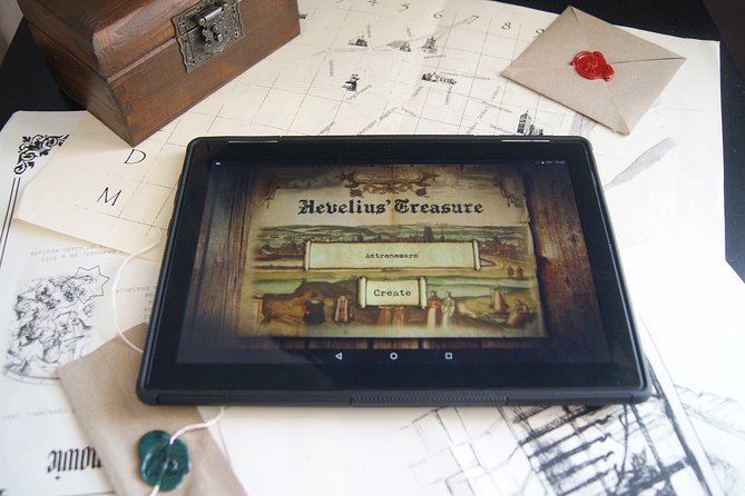 Hevelius Treasure Scavenger Hunt - Package Inclusions