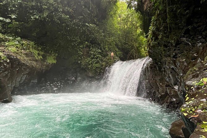 Hike and Explore La Poza River - Trail Overview