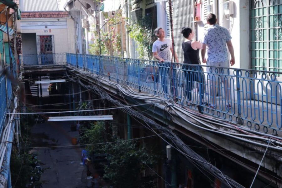 Ho Chi Minh: Visiting Chinatown With Students on the Bike - Inclusions
