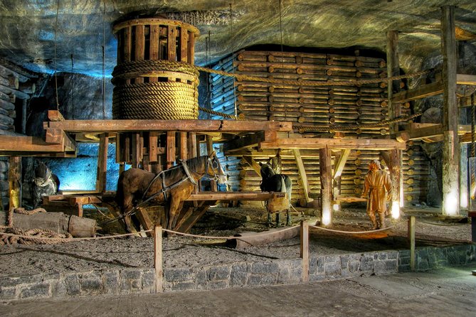 Krakow and Salt Mine Visit - Full Day Tour From Warsaw by Private Car - Tour Itinerary